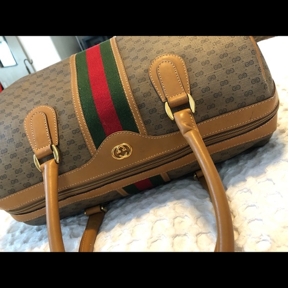 ‼️SOLD‼️ 🍒 Authentic Big Gucci Boston Bag 🍒 - Picture 4 of 16